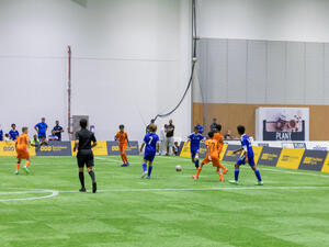 جانب من منافسات تحت 12 سنة وتحت 13 سنة المقامة في ملاعب عالم دبي للرياضة 680 لاعبًا في دورة مجلس دبي الرياضي الصيفية لأكاديميات كرة القدم