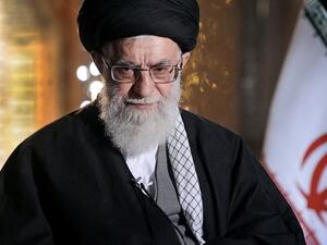 خامنئي يقوم بمهمة رسمية بعد شائعات وفاته