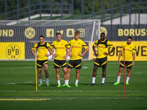 جانب من تدريبات بوروسيا دورتموند الاستعدادية للمباراة (المصدر: أ ف ب)