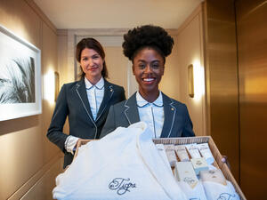 فورسيزونز تطلق علامتها التجارية الجديدة بمفهوم حيوي وجديد عن تجربة الفخامة