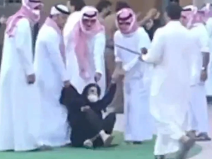 Men beat up Saudi young women 