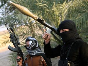 مقاتلان من تنظيم داعش