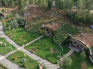 منازل الهوبيت في ولاية سيواس وسط تركيا