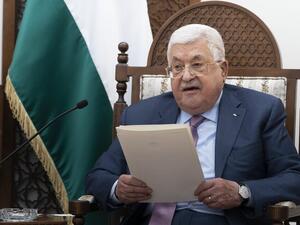 المؤرخون و"إرث عباس"