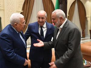 الرئيس تبون جمع الرئيس الفلسطيني وزعيم حماس في الجزائر