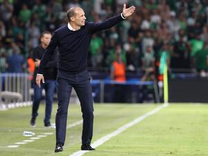 المطالب بإقالة آليغري مدرب يوفنتوس في تزايد مستمر (المصدر: أ ف ب)