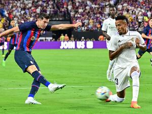 تشكيلة برشلونة المتوقعة أمام ريال مدريد اليوم في الكلاسيكو