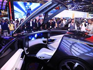 Cadillac and e& Collaborate to Bring the Coveted ‘Car of The Future’ to GITEX 2022: Introducing the InnerSpace Concept