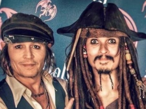 Johnny Depp back as Jack Sparrow for a day