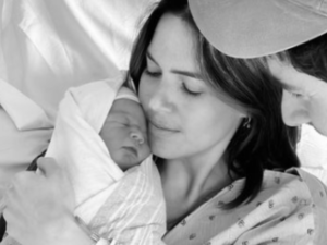 Mandy Moore gives birth to her second child 