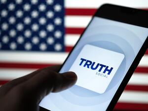 Donald Trump's app Truth Social Is Now Available on Play Store