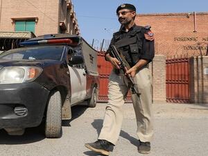 3 قتلى و28 اصابة بتفجير انتحاري استهدف شرطة باكستان
