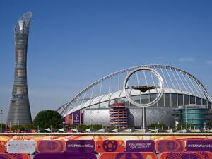 A general view of the Doha Torch (L) and the Khalifa International Stadium is pictured in Doha on November 18, 2022, ahead of the Qatar 2022 World Cup football tournament. (Photo by MIGUEL MEDINA / AFP)