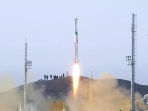 الصاروخ قائم 100