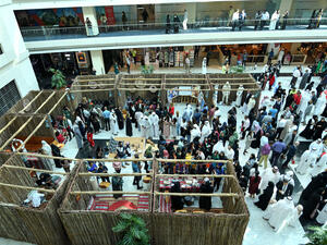 مجموعة الإمارات تحتفل باليوم الوطني بأنشطة تراثية وعروض حية