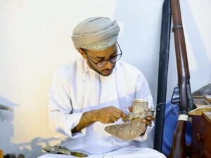 الخناجر الفضية.. هوية ثقافية في سلطنة عمان