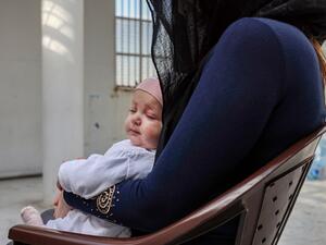 Woman with her baby in Lebanese prison 