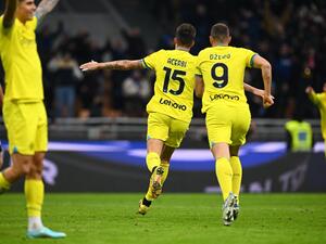 آتشيربي (وسط) يهدي إنتر ميلان بطاقة التأهل (المصدر: inter@)