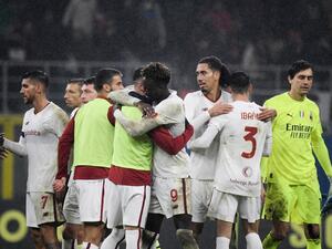روما يواجه فيورنتينا اليوم (المصدر: أ ف ب)