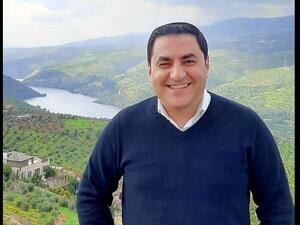 النائب ينال فريحات