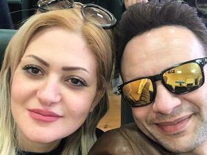 مصطفى قمر و زوجته