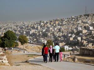 عدد الجرائم الواقعة داخل الأسرة وصل في العام 2022 الى 25 جريمة راح ضحيتها 35 ضحية هم 29 امرأة و14 طفلًا .