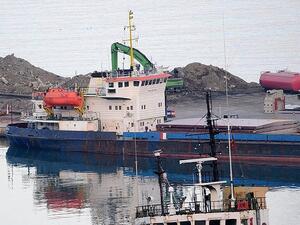 وقف حركة الملاحة البحرية في موانىء الشويخ والشعيبة والدوحة