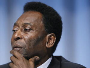 Brazil started three days of national mourning on December 30, 2022, for football legend Pele, the three-time World Cup winner widely regarded as the greatest player of all time, who has died at the age of 82. (Photo by CHARLES DHARAPAK / AFP)