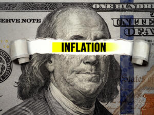 US inflation falls