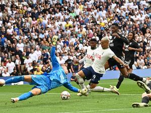 Tottenham Hotspur's Brazilian striker Richarlison (C) scores but his goal is disallowed after a VAR (Video Assistant Referee) review during the English Premier League football match between Tottenham Hotspur and Fulham at Tottenham Hotspur Stadium in London, on September 3, 2022. (Photo by Glyn KIRK / AFP) 