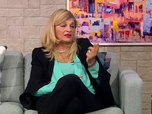 وزيرة الدولة السابقة لشؤون المرأة الراحلة ناديا العالول