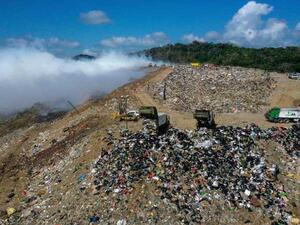 سحابة شديدة السمية بمكب للنفايات في بنما