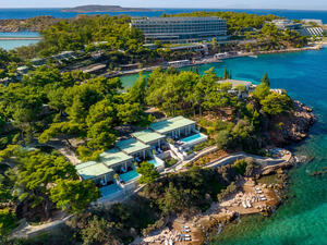Four Seasons Achieves Record Number of Forbes Travel Guide Five-Star Awards