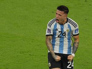Argentina's midfielder #24 Enzo Fernandez celebrates scoring his team's second goal during the Qatar 2022 World Cup Group C football match between Argentina and Mexico at the Lusail Stadium in Lusail, north of Doha on November 26, 2022. (Photo by Odd ANDERSEN / AFP)