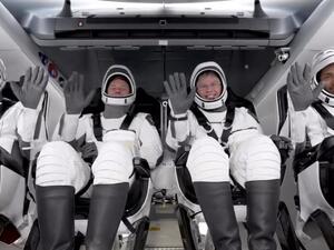 الرحلة كانت على وشك الانطلاق- الصورة عن موقع الامارات اليوم