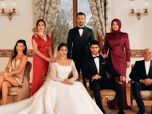 مسلسل شراب التوت البريّ