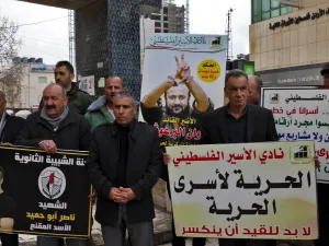 2000 اسير فلسطيني استعدو للالتزام بالاضراب عن الطعام