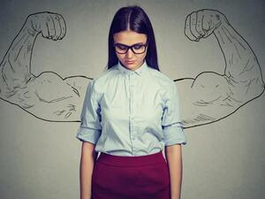 3 أسباب لتراجع الثقة بالنفس في مكان العمل