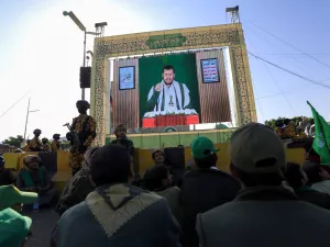 مؤيدون لجماعة أنصار الله في اليمن (أ ف ب)