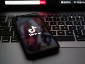 تطبيق تيك توك