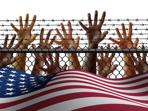 Massive horde of migrants storm checkpoint to enter the US