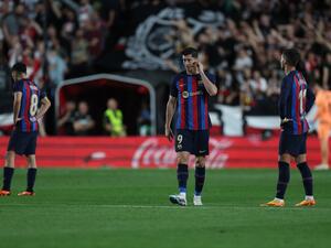 برشلونة بصدد إحداث تغييرات في عقود لاعبيه