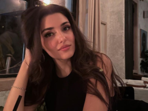 Hande Erçel angers fans with "unholy" look