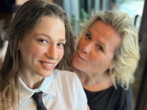 Serenay Sarıkaya to star in new show