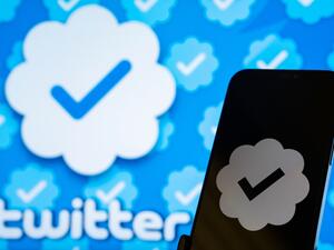 Twitter adds verified blue badges to dead celebrities profiles