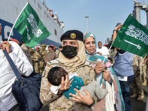 السعودية تجلي 2148 شخصا من بينهم أكثر من 2000 من الرعايا الأجانب (أ ف ب)