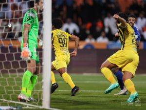 الاتحاد يظفر باللقب بعد طول غياب (المصدر: Ittihad@)