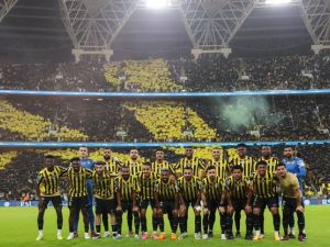 الاتحاد يتغلب على الطائي (المصدر: Ittihad@)