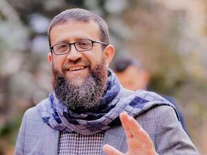 استشهاد الشيخ خضر عدنان بعد خوضه إضراباً عن الطعام لـ 86 يوماً متواصلة.