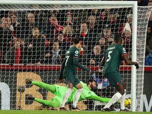 ليفربول يتحدى برينتفورد اليوم (المصدر: أ ف ب)